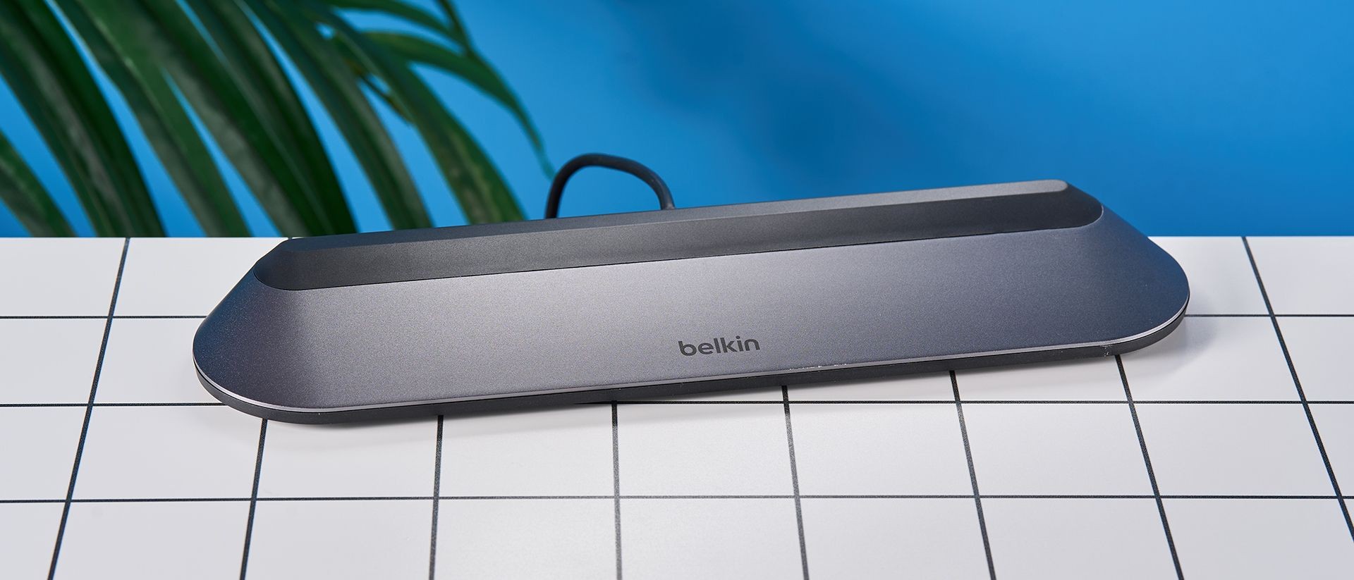 Belkin's Wedge Dock Moves Ports Behind the Laptop