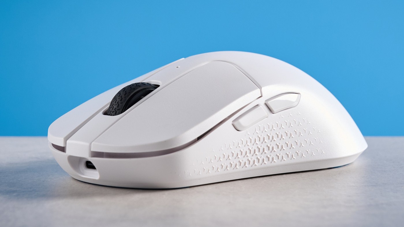 Use the M3 Mini V2 8K as a connection example
